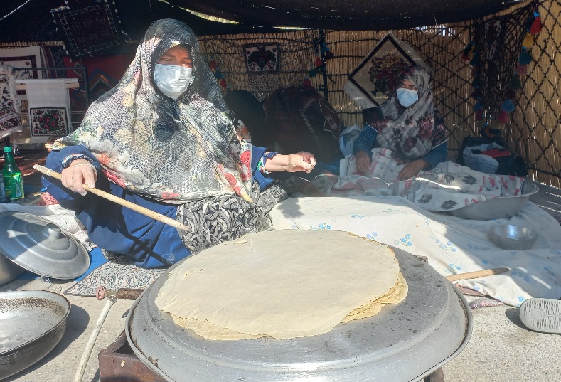 برپایی نمایشگاه اقتصاد مقاومتی و صنایع دستی بسیج در عنبرآباد