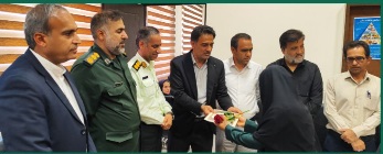 کادر مامایی شبکه بهداشت و درمان عنبرآباد تجلیل شدند
